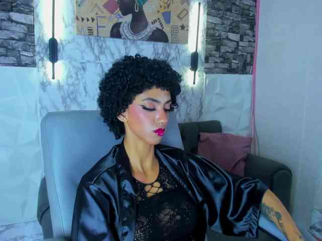 queencuarxxo webcam