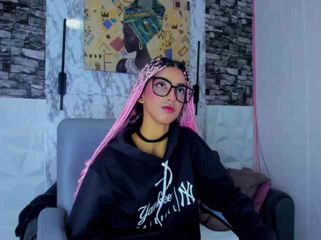 queencuarxxo webcam