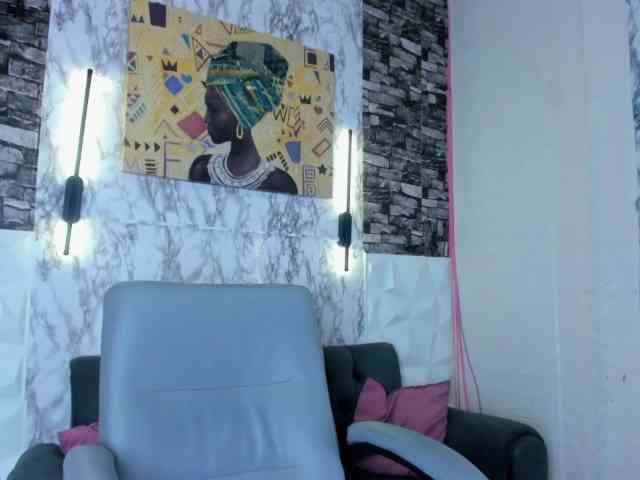 queencuarxxo webcam