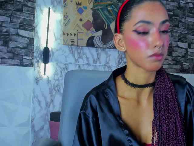 queencuarxxo webcam