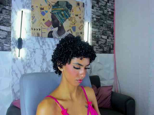 queencuarxxo webcam