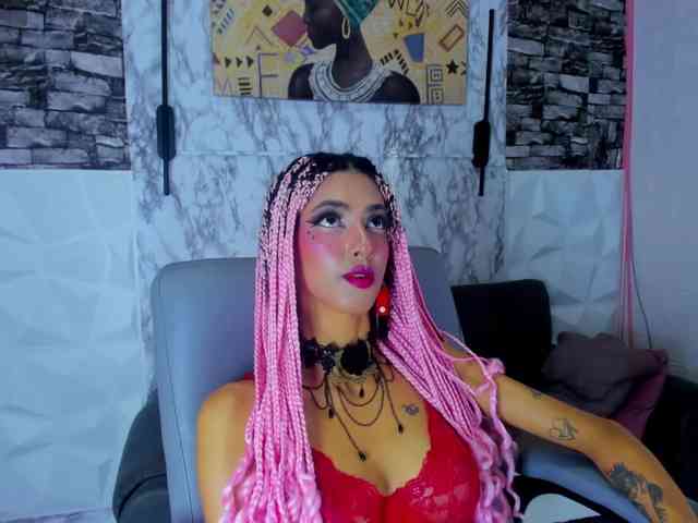 queencuarxxo webcam