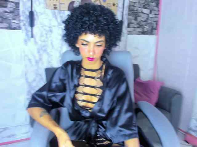 queencuarxxo webcam