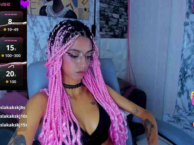 queencuarxxo webcam