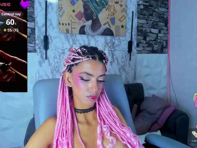 queencuarxxo webcam