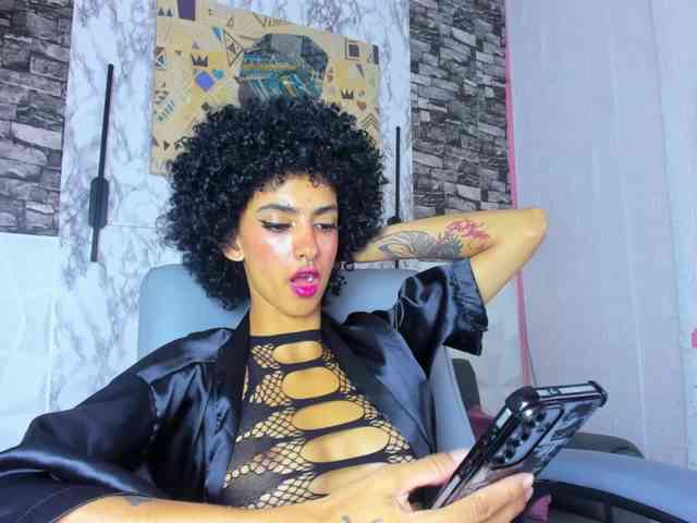 queencuarxxo webcam