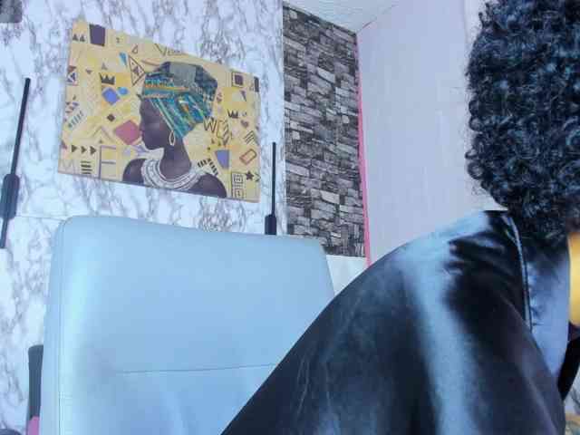 queencuarxxo webcam