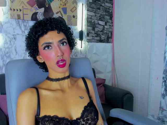 queencuarxxo webcam