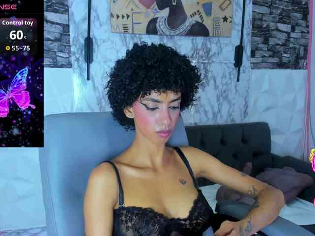 queencuarxxo webcam