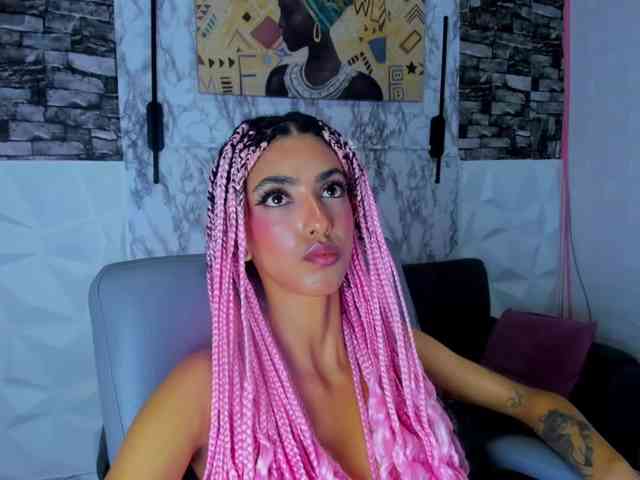 queencuarxxo webcam