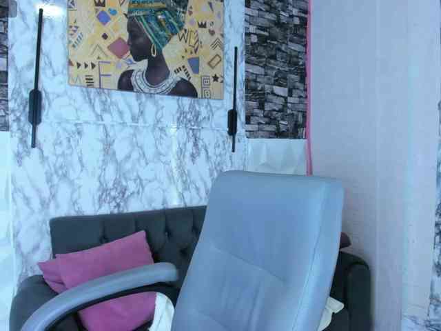 queencuarxxo webcam
