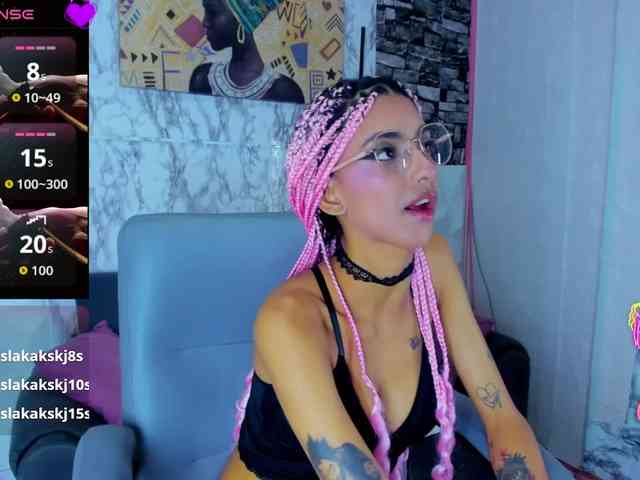 queencuarxxo webcam