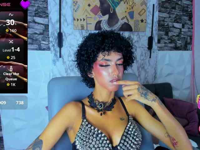 queencuarxxo webcam