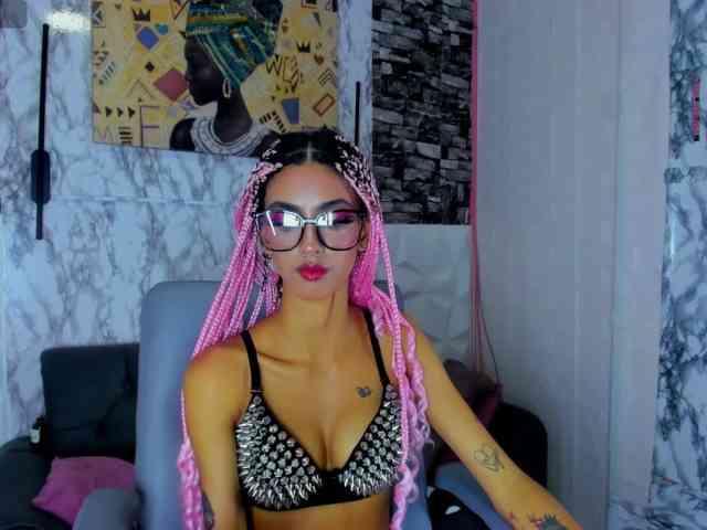 queencuarxxo webcam