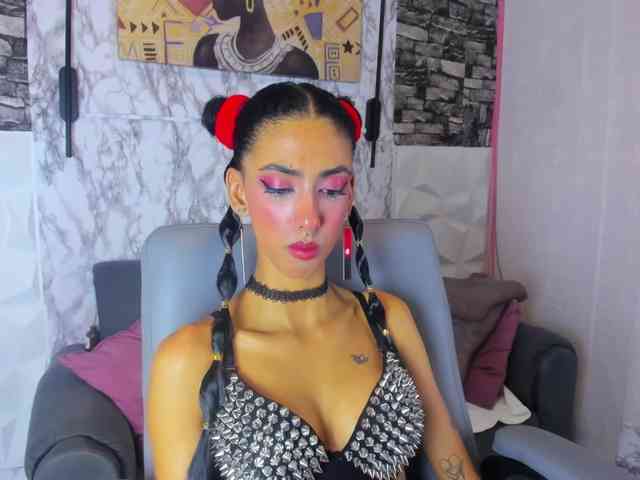 queencuarxxo webcam
