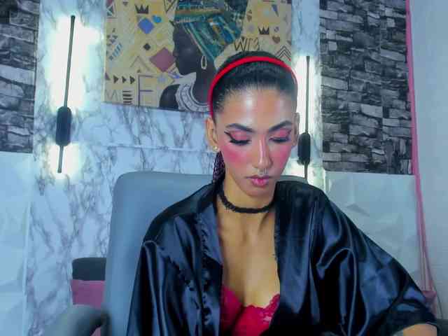 queencuarxxo webcam
