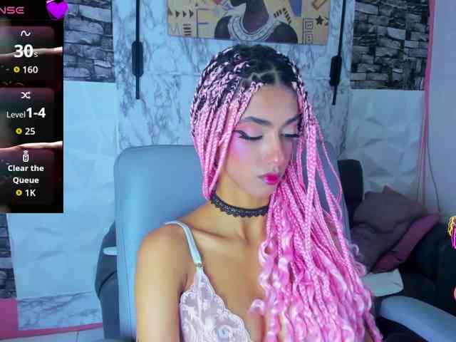 queencuarxxo webcam
