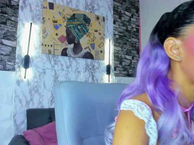 queencuarxxo webcam