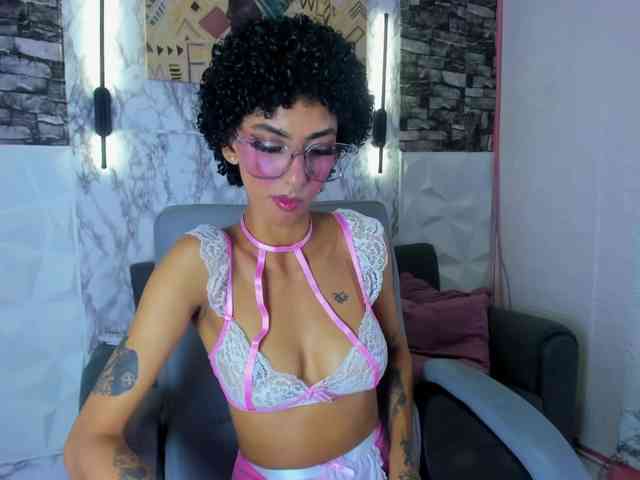 queencuarxxo webcam