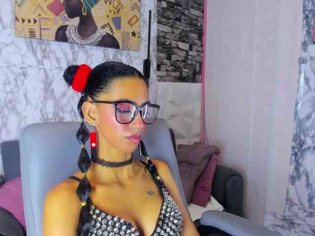 queencuarxxo webcam