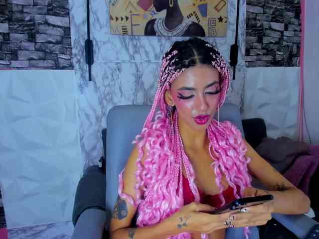 queencuarxxo webcam