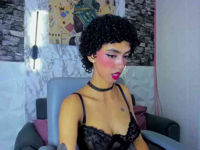 queencuarxxo webcam