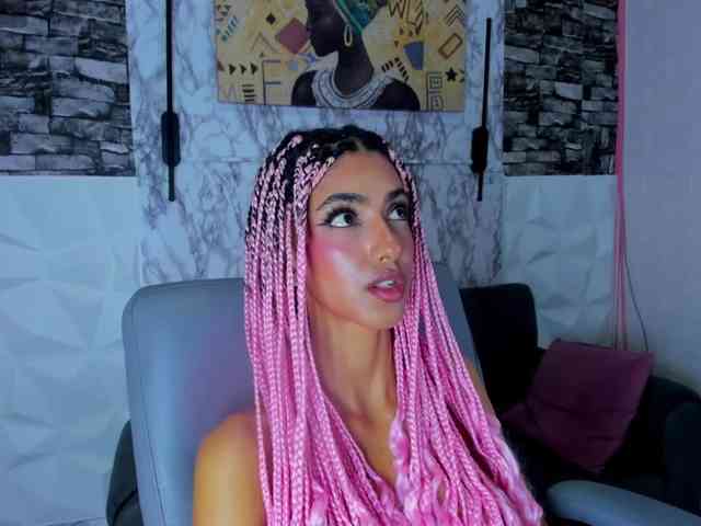 queencuarxxo webcam