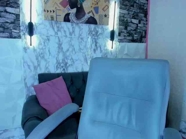 queencuarxxo webcam