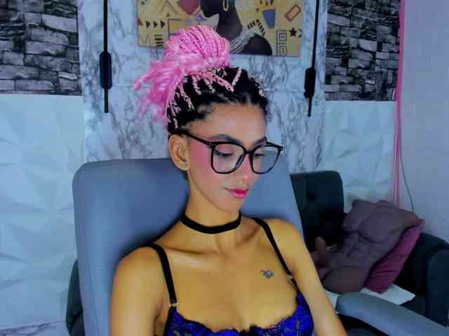 queencuarxxo webcam