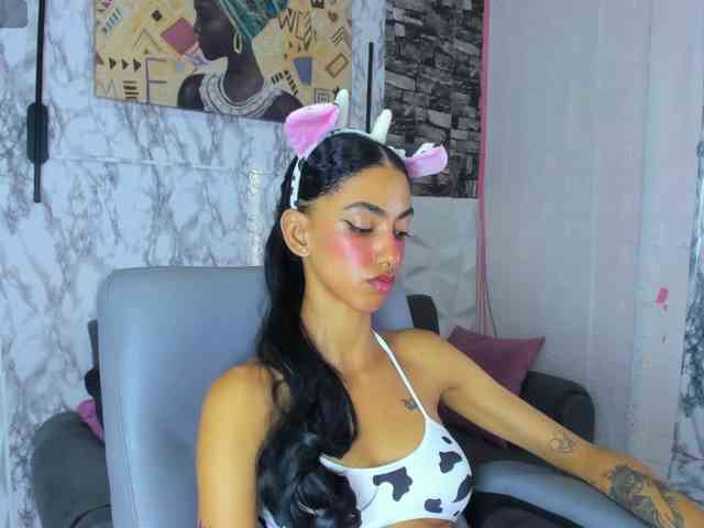 queencuarxxo webcam
