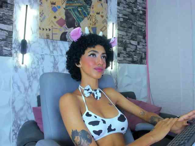 queencuarxxo webcam