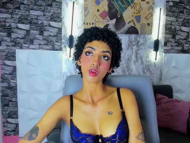 queencuarxxo queencuarxxo