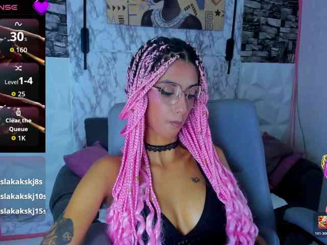 queencuarxxo webcam