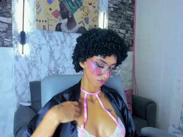 queencuarxxo webcam