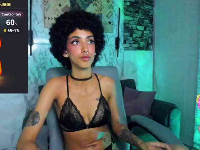 queencuarxxo webcam