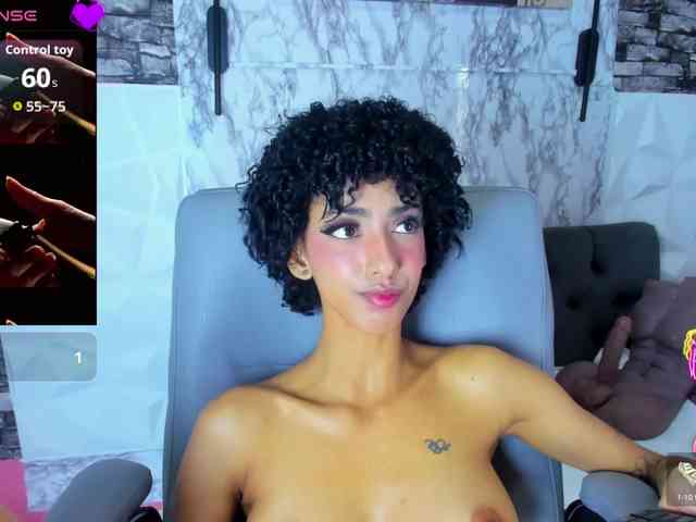 queencuarxxo webcam