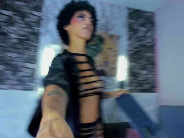 queencuarxxo webcam