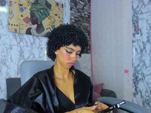 queencuarxxo webcam