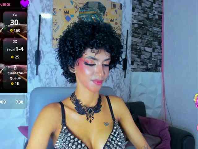 queencuarxxo webcam