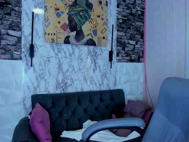 queencuarxxo webcam