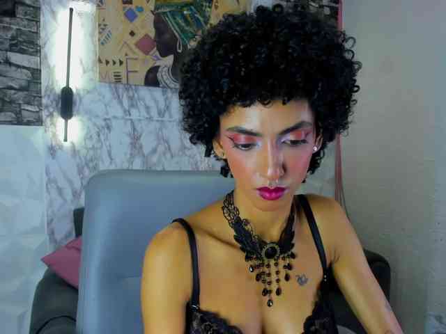 queencuarxxo webcam