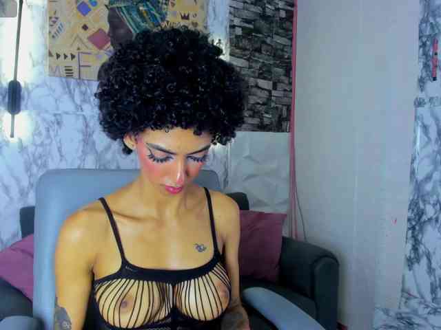 queencuarxxo webcam