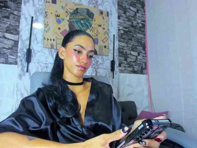 queencuarxxo webcam