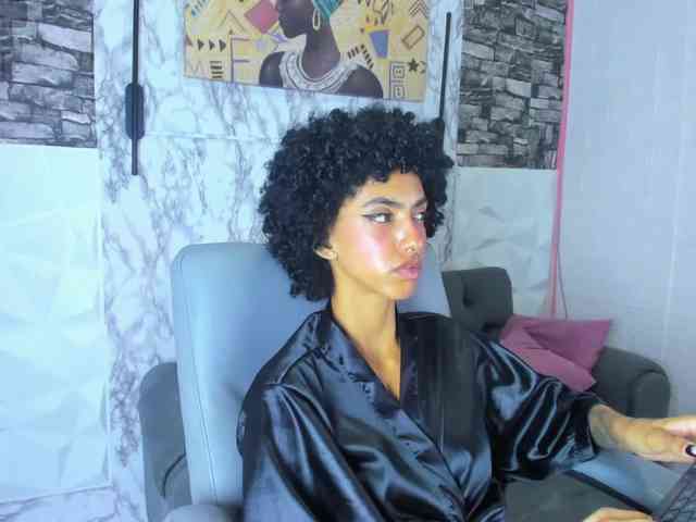 queencuarxxo webcam