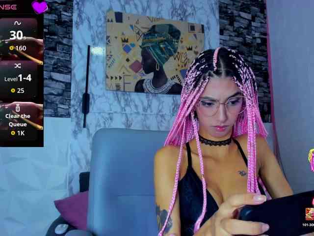 queencuarxxo webcam