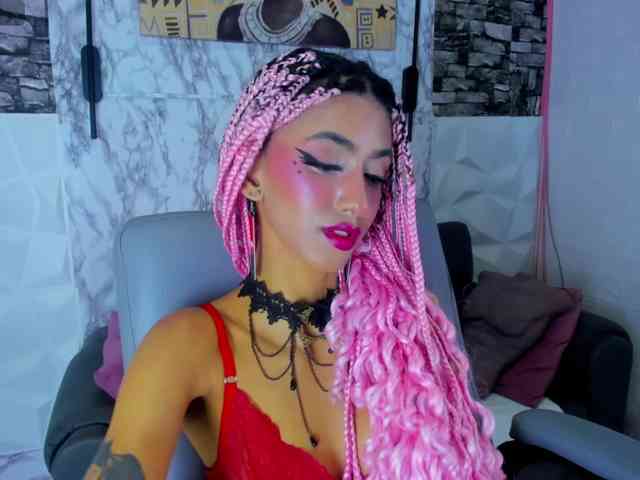 queencuarxxo webcam