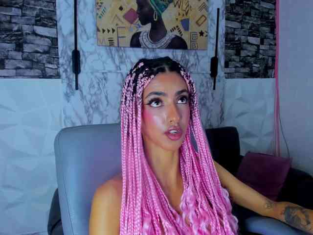 queencuarxxo webcam
