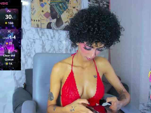 queencuarxxo webcam
