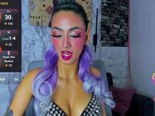queencuarxxo webcam