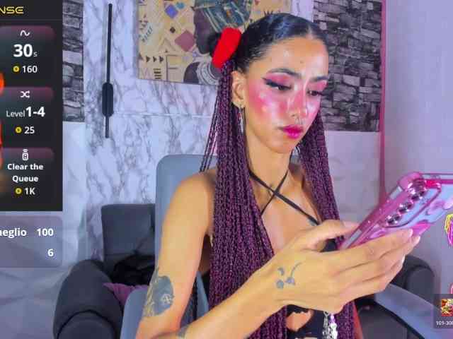 queencuarxxo webcam